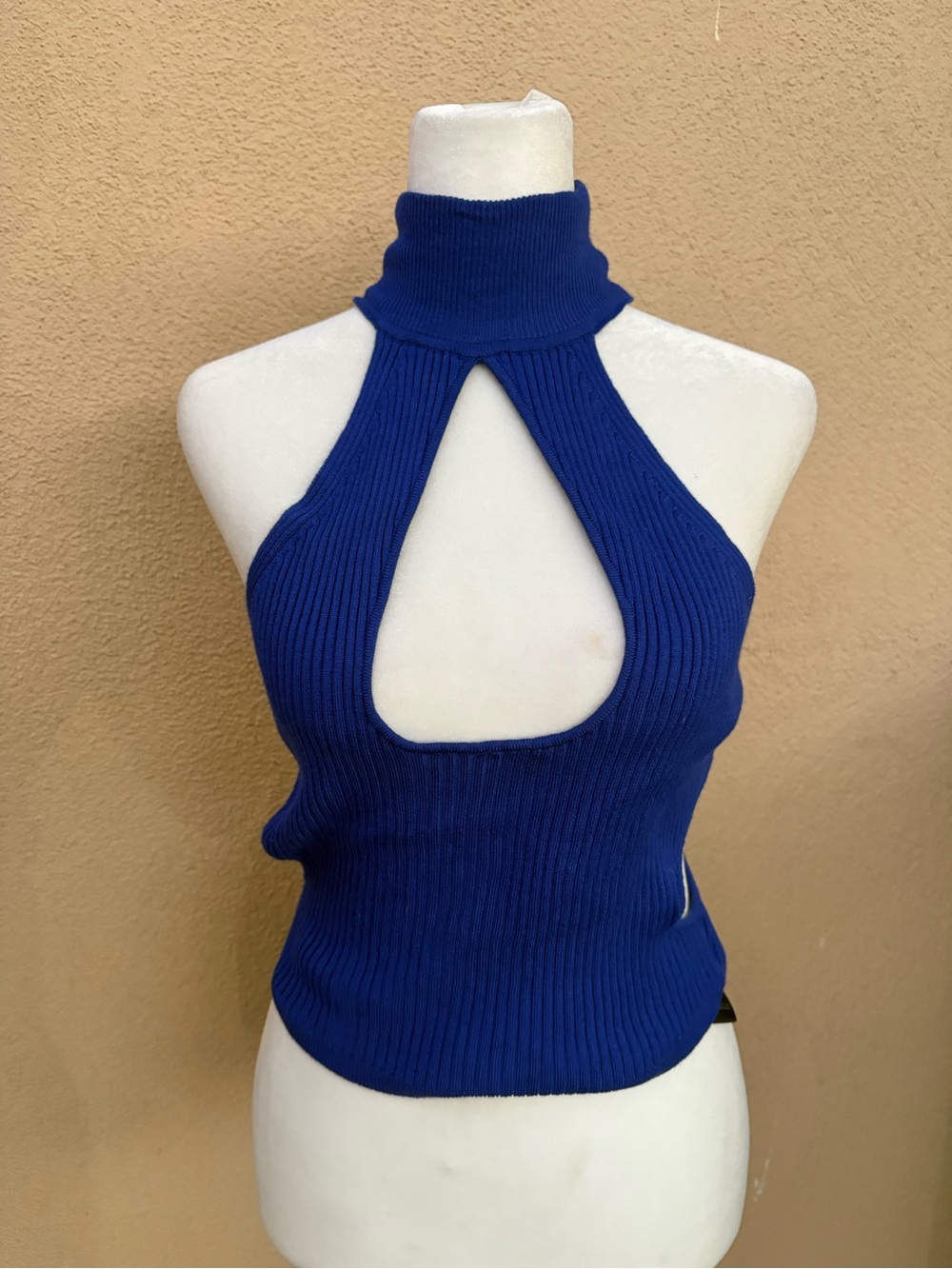 Source Unknown Cobalt Blue Ribbed Halter Tank with Front Keyhole